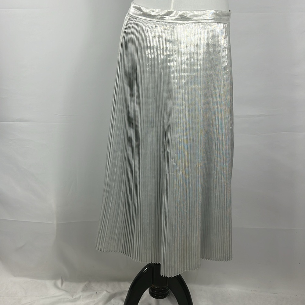 TALBOTS Silver Metallic Micro Pleated Party Skirt Knee Length Size 14 NWT - Picture 7 of 12